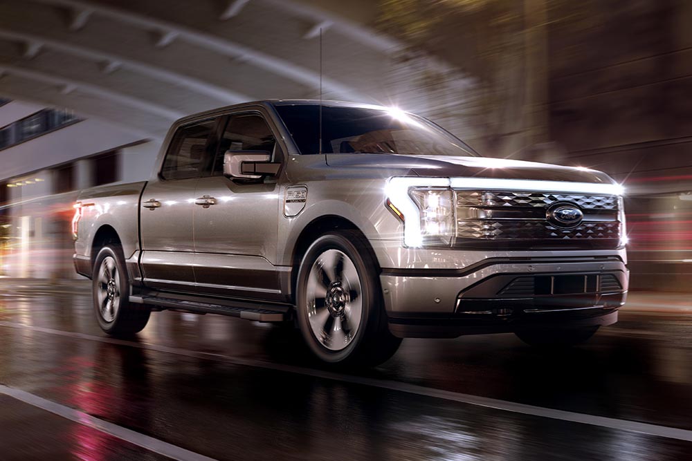 https://autogreeknews.gr/wp-content/uploads/2021/05/Ford-F-150-Lightning-2.jpg