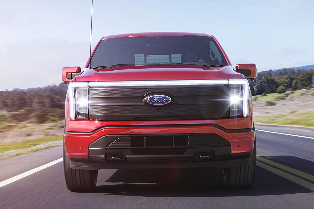 https://autogreeknews.gr/wp-content/uploads/2021/05/Ford-F-150-Lightning-5.jpg