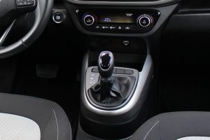 Hyundai-i10-auto