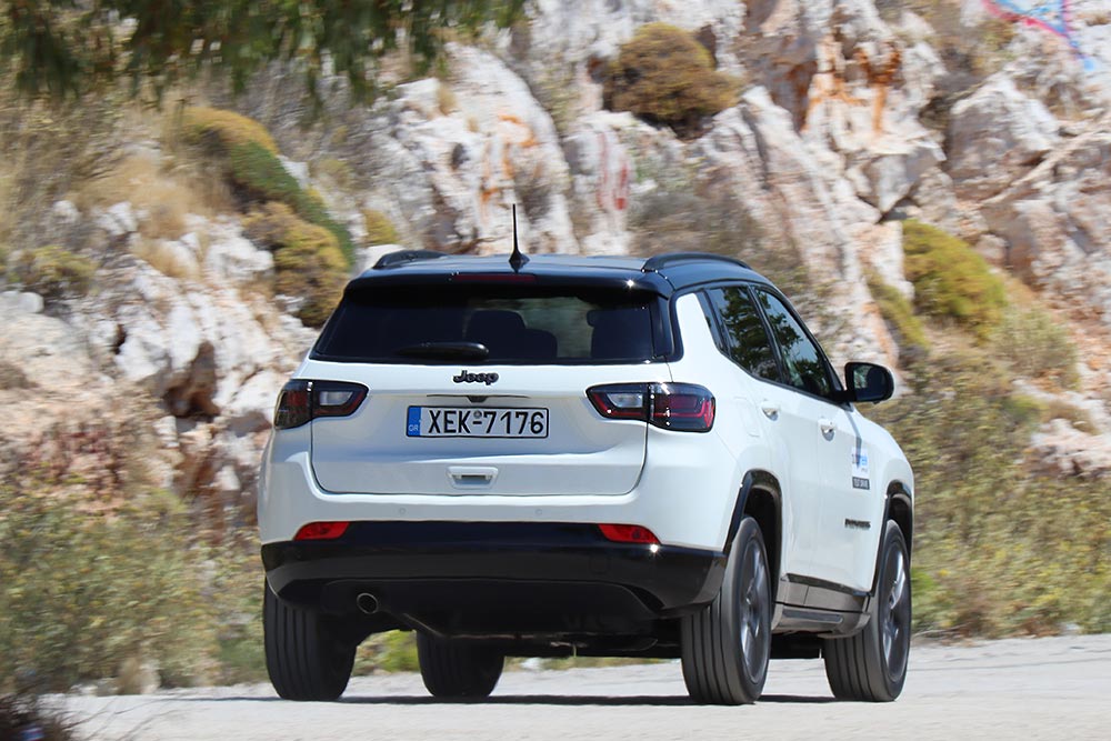 https://autogreeknews.gr/wp-content/uploads/2021/05/Jeep-Compass-1.6D-130PS-7.jpg