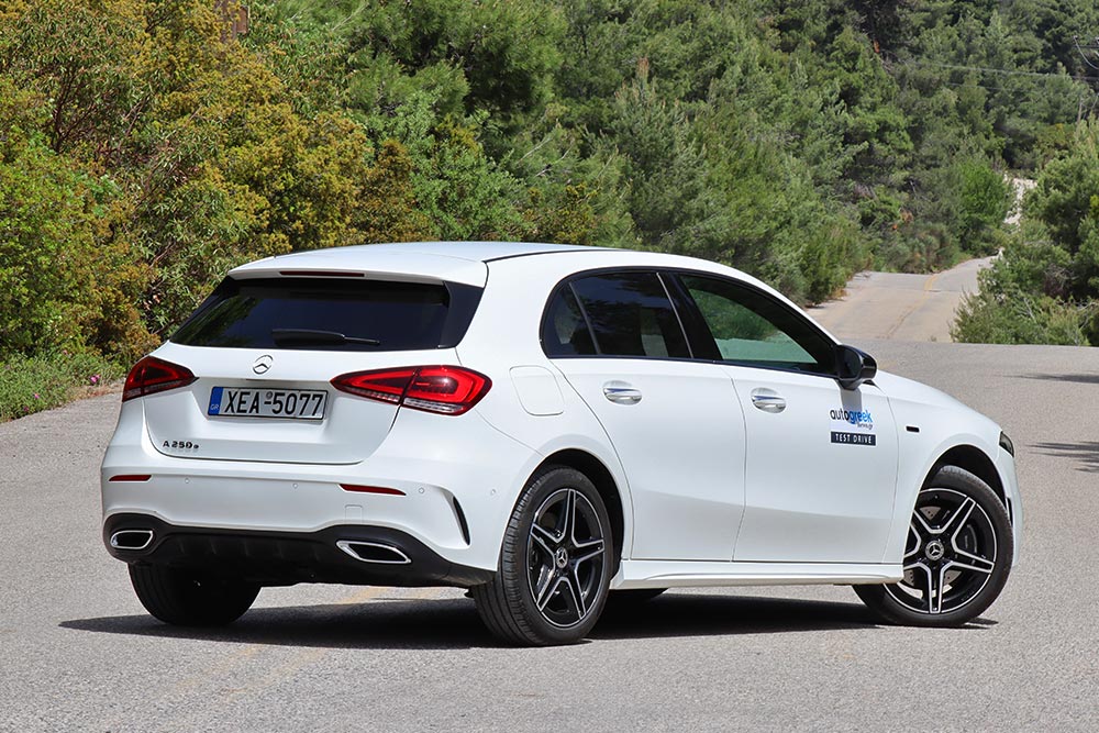 https://autogreeknews.gr/wp-content/uploads/2021/05/Mercedes-A-250-e-6.jpg