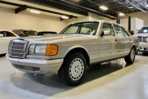 Mercedes-W126-2