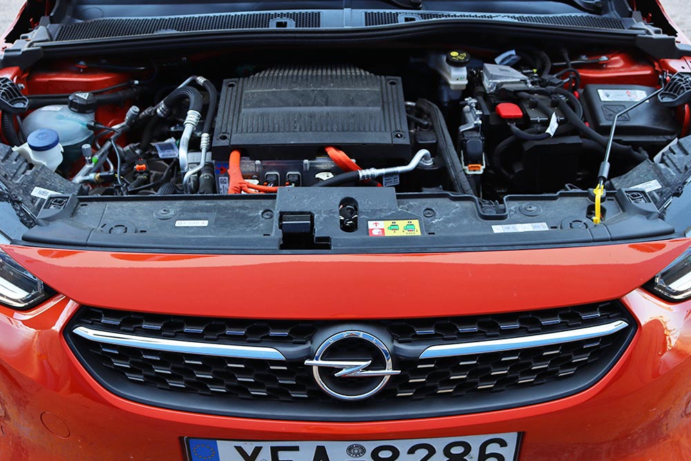 https://autogreeknews.gr/wp-content/uploads/2021/05/Opel-Corsa-e-32.jpg