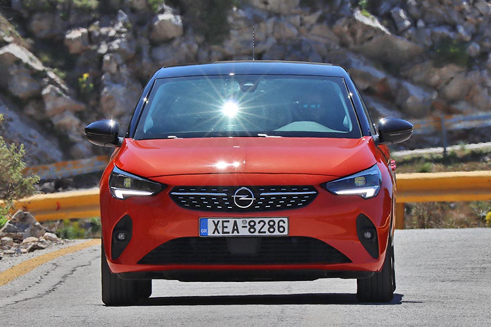 https://autogreeknews.gr/wp-content/uploads/2021/05/Opel-Corsa-e-40.jpg