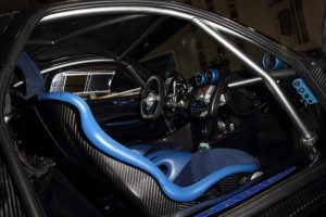 Pagani-Zonda-Revolucion-10