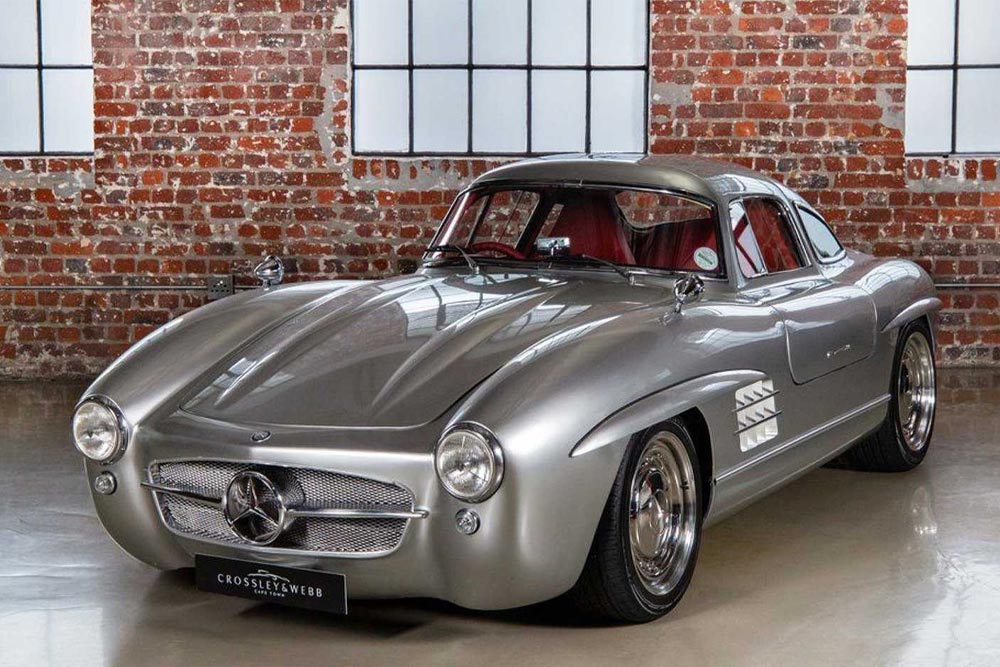 https://autogreeknews.gr/wp-content/uploads/2021/05/SLK-Gullwing-1.jpg