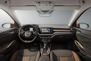 Skoda-Fabia-2021-(18)