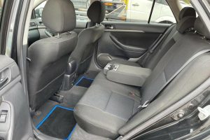 Toyota-Avensis-2007-(9)