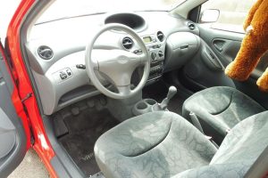 Toyota-Yaris-2002-(2)