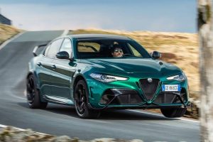 alfa romeo giulia gta lift off