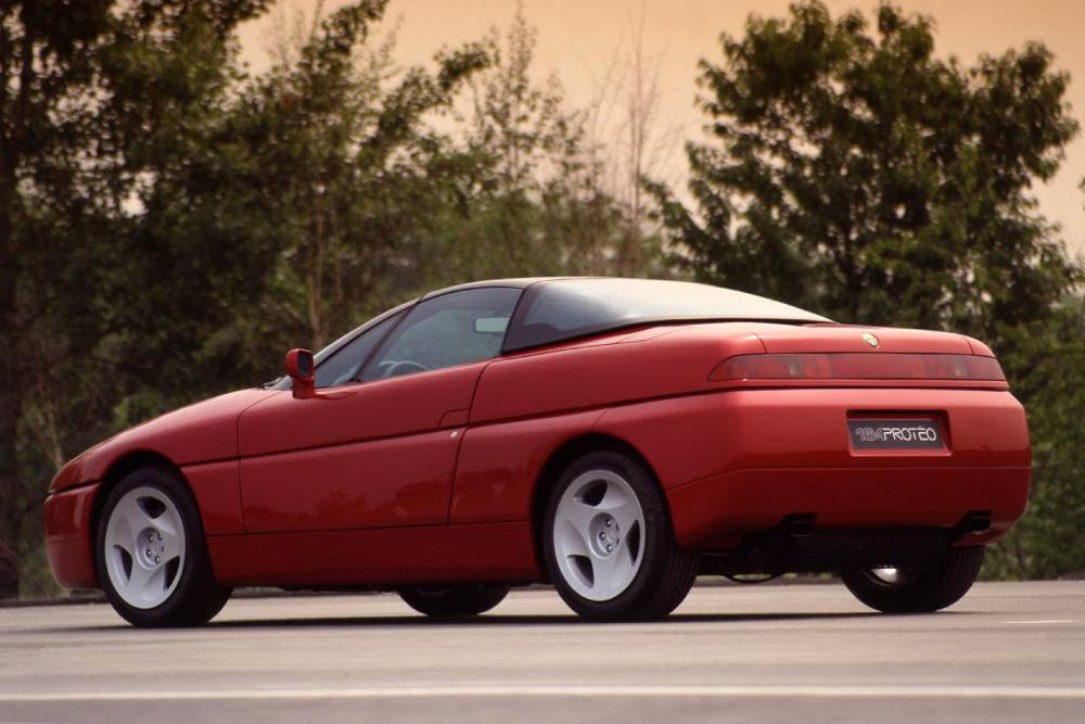 https://autogreeknews.gr/wp-content/uploads/2021/05/alfa_romeo_164_proteo_12.jpg