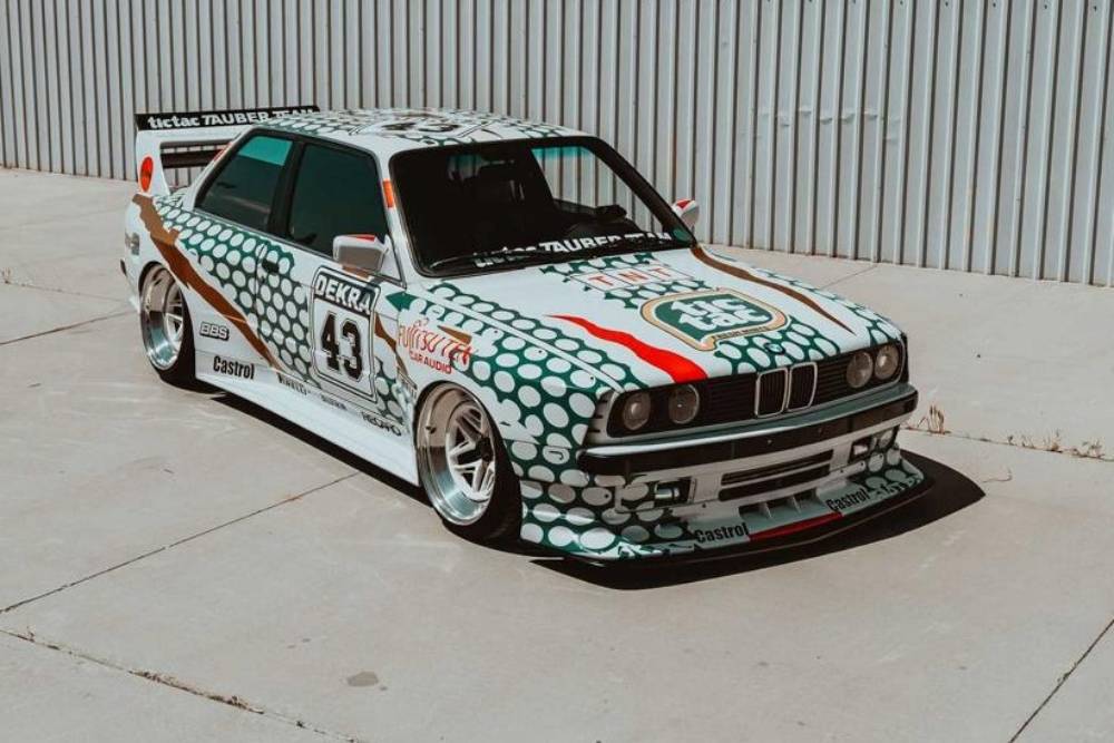 https://autogreeknews.gr/wp-content/uploads/2021/05/bmw-m3-e30-800hp-tic-tac-livery-15.jpg