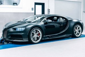 bugatti-chiron-prototype-side-view