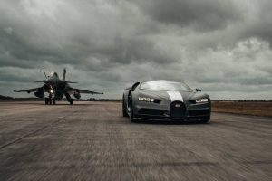 bugatti-chiron-pur-sport-meets-dassault-rafale-mar 5
