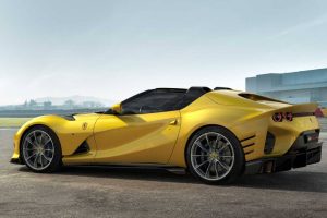 ferrari-812-competizione-a 2