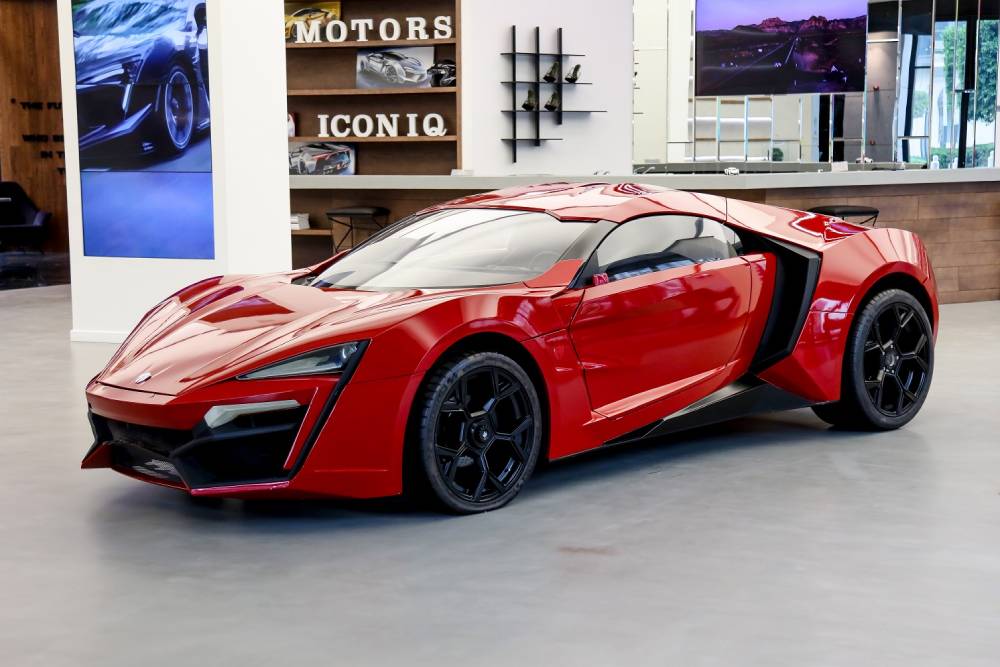 https://autogreeknews.gr/wp-content/uploads/2021/05/lykan-hypersport-f7-for-sale-3.jpg