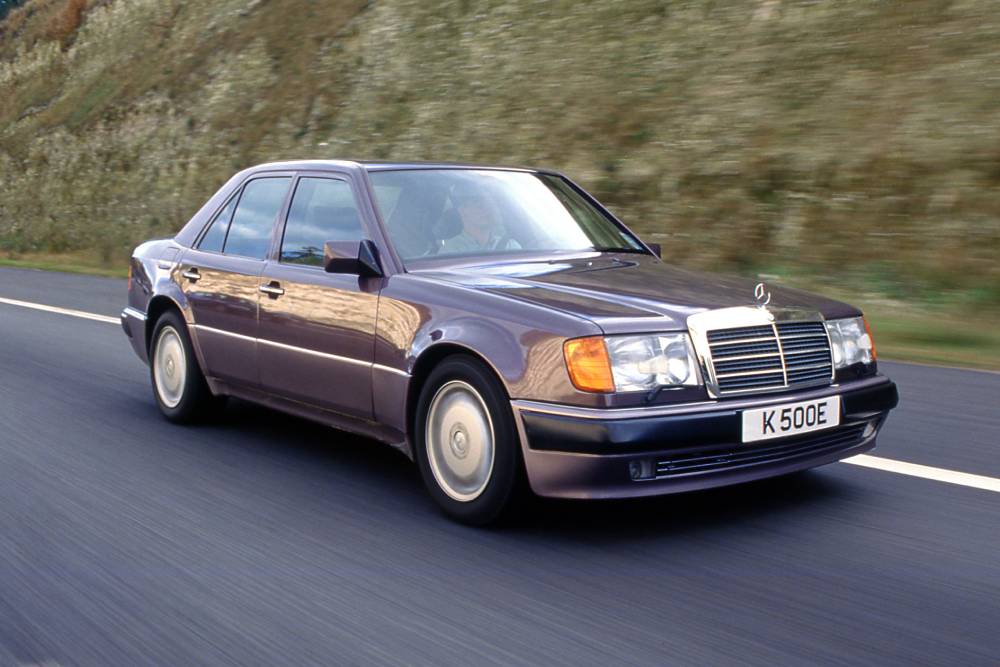 https://autogreeknews.gr/wp-content/uploads/2021/05/mercedes-benz_500_e_5.jpg
