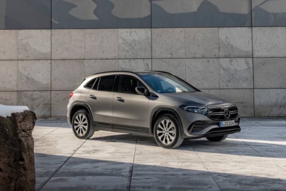 https://autogreeknews.gr/wp-content/uploads/2021/05/mercedes-eqa-300-4matic.jpg