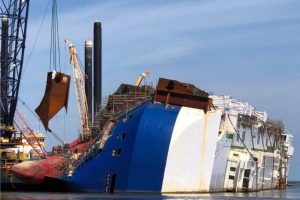 mv golden ray disassemby