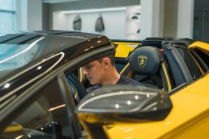 paolo dybala’s lamborghini aventador s roadster 3
