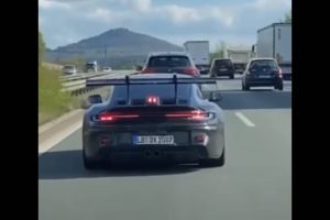 porsche 911 gt3 rs active rear wing