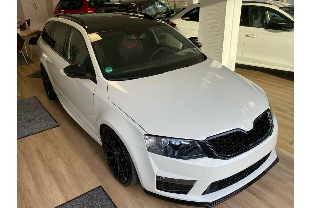 https://autogreeknews.gr/wp-content/uploads/2021/05/skoda-octavia-rs-combi-505hp-for-sale-3.jpg