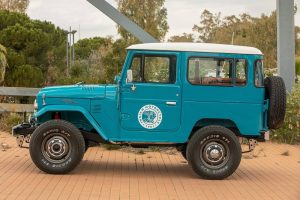 toyota land cruiser fj40 auction 3
