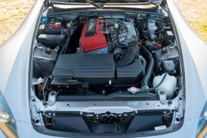 2000_honda_s2000_1622119536223faa64bab22000-Honda-