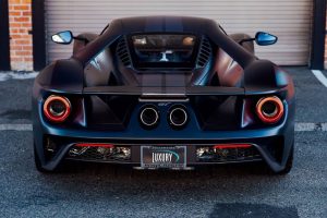 2019-Ford-GT-auctioned_02