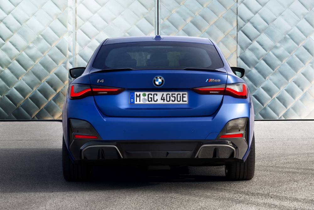 https://autogreeknews.gr/wp-content/uploads/2021/06/2022-BMW-i4-M50-10.jpg