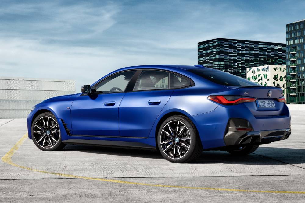 https://autogreeknews.gr/wp-content/uploads/2021/06/2022-BMW-i4-M50-2.jpg
