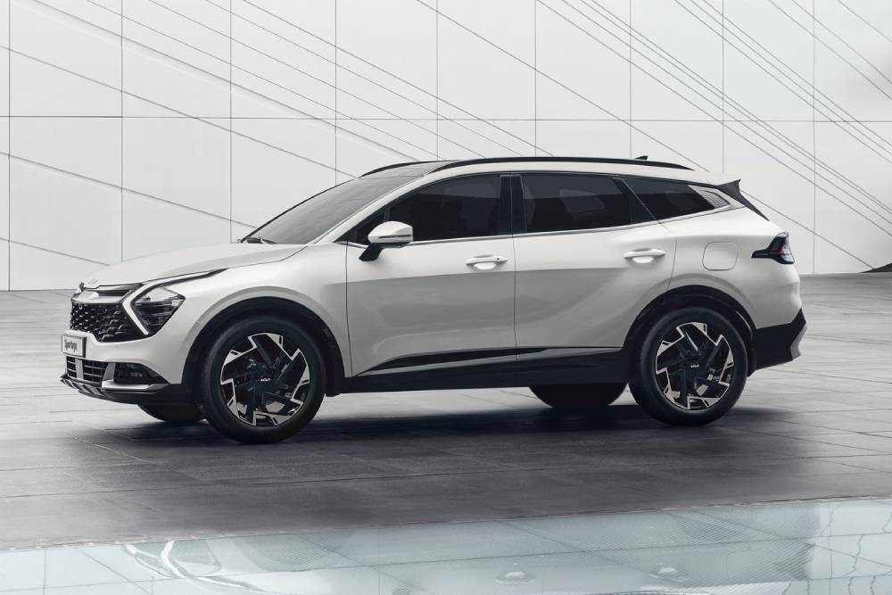 https://autogreeknews.gr/wp-content/uploads/2021/06/2022-Kia-Sportage-7.jpg