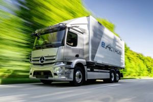 2022-Mercedes-eActros-4