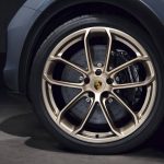 2022-Porsche-Cayenne-Turbo-GT-11