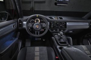 2022-Porsche-Cayenne-Turbo-GT-12