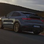 2022-Porsche-Cayenne-Turbo-GT-23