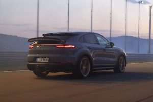 2022-Porsche-Cayenne-Turbo-GT-25