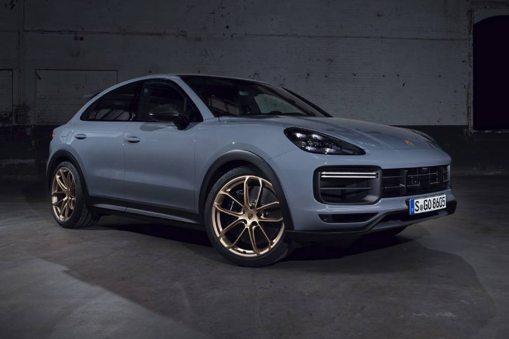 https://autogreeknews.gr/wp-content/uploads/2021/06/2022-Porsche-Cayenne-Turbo-GT-3.jpg