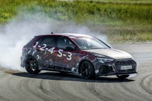 Audi-RS-3-2021-(1)