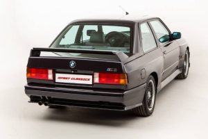 BMW-E30-M3-9