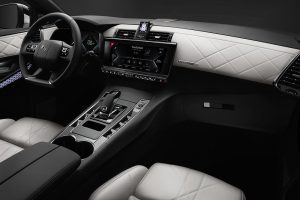 DS7-CROSSBACK-E-Tense-225-(2)