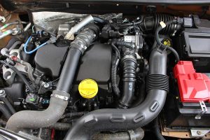 Dacia-Duster-1,5dCi-engine