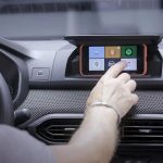 Dacia-Media-Control-system_2
