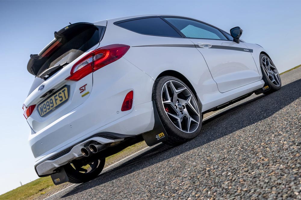 https://autogreeknews.gr/wp-content/uploads/2021/06/Ford-mountune-5.jpg