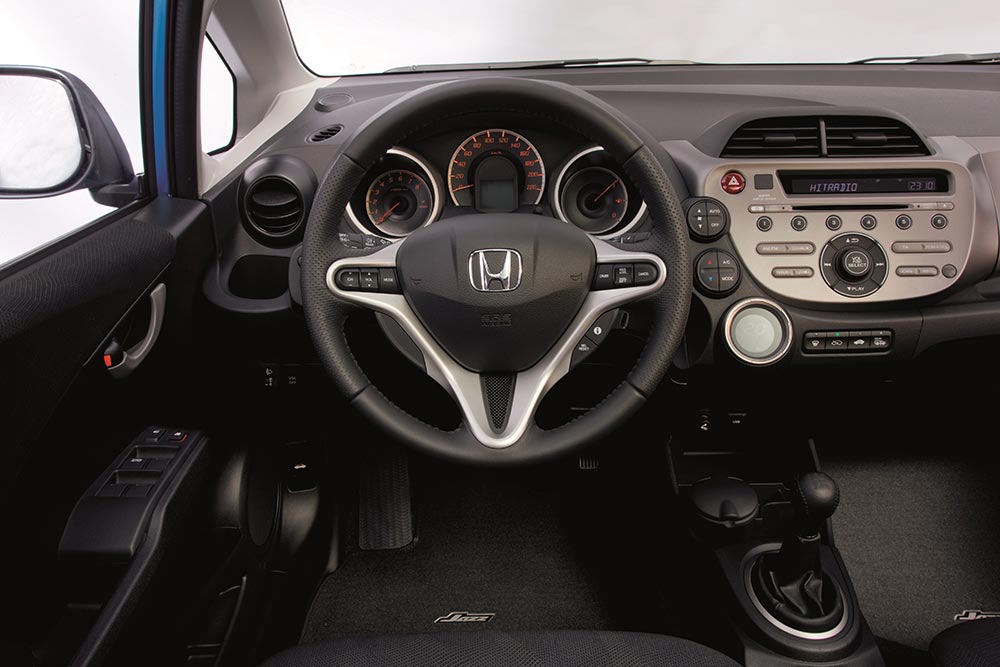 https://autogreeknews.gr/wp-content/uploads/2021/06/Honda-Jazz-2008-4.jpg