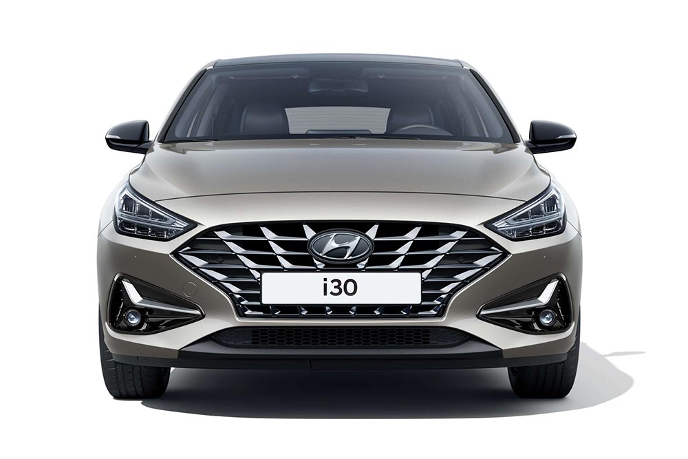 https://autogreeknews.gr/wp-content/uploads/2021/06/Hyundai-i30-2.jpg