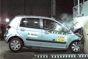 Hyundai_Getz_2021_Dekra_crash_test_01