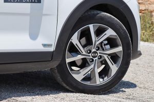 Kia-Stonic-1.0T-100-48V-Hybrid-(3)