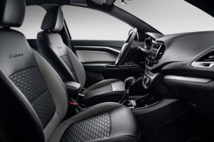 Lada-Vesta-interior