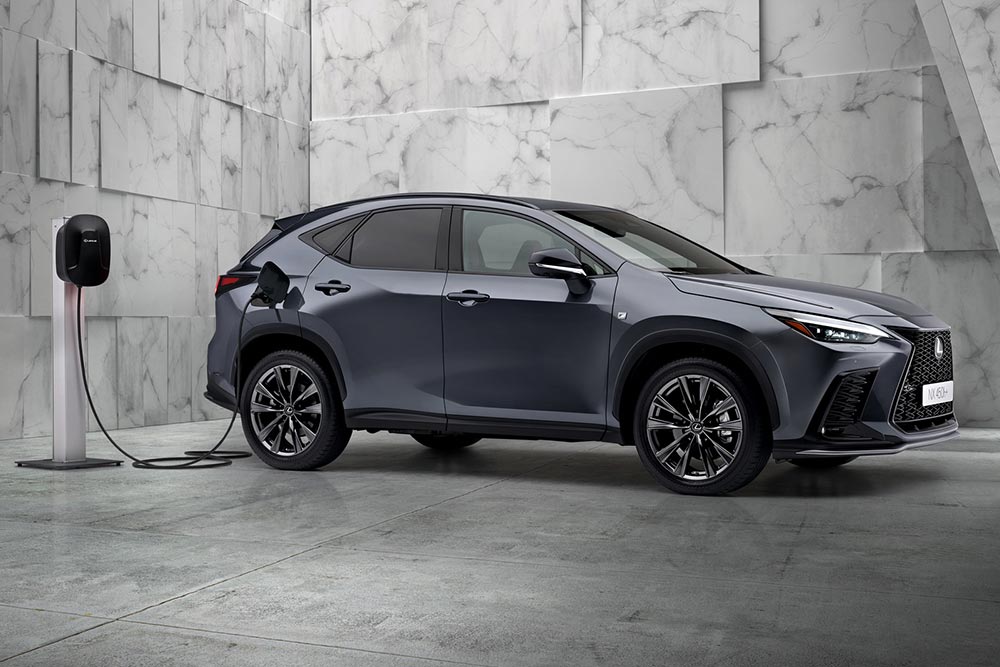 https://autogreeknews.gr/wp-content/uploads/2021/06/Lexus-NX-2021-3.jpg